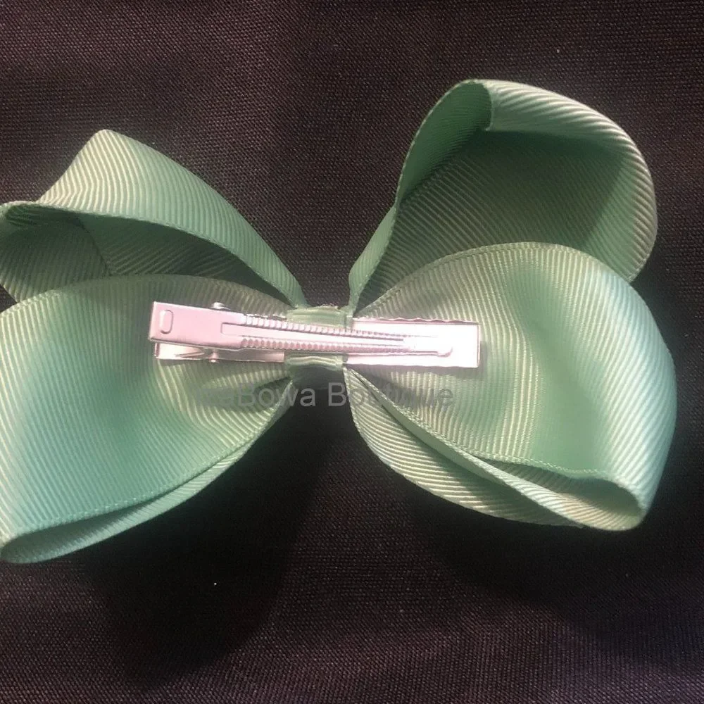 Hand Crafted bud green